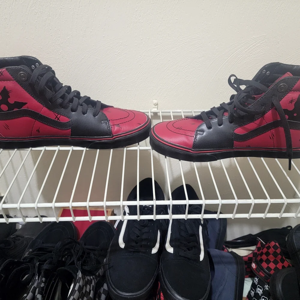 Vans Red High-Top Sneakers - Picture 5 of 9